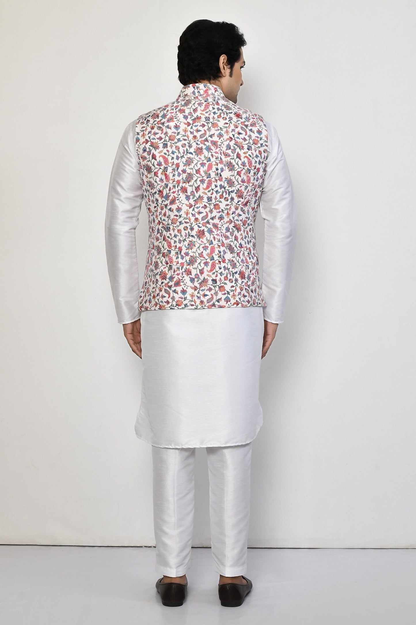 Designer Jacket In White