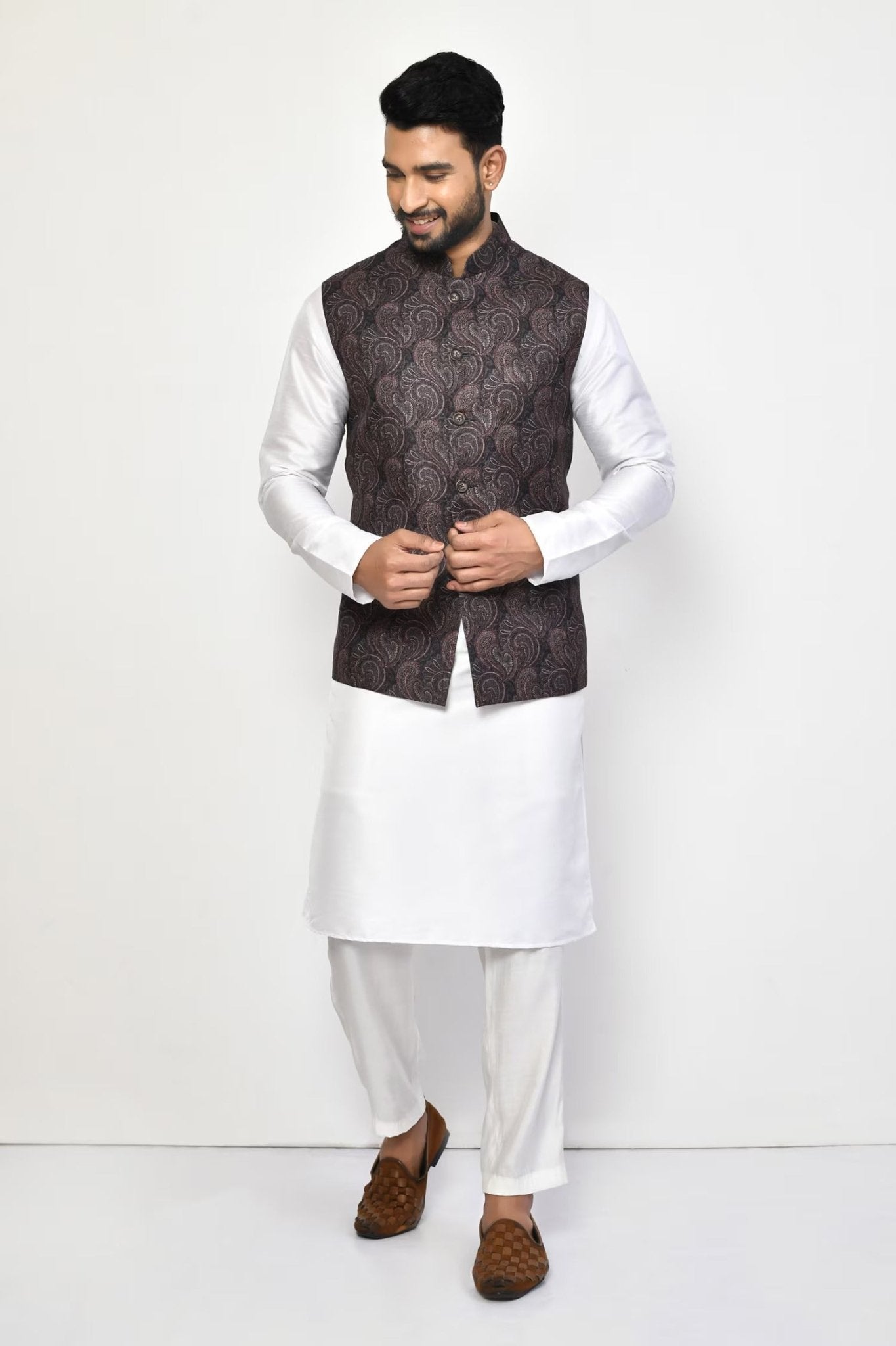 Designer Jacket In Black - Simaaya