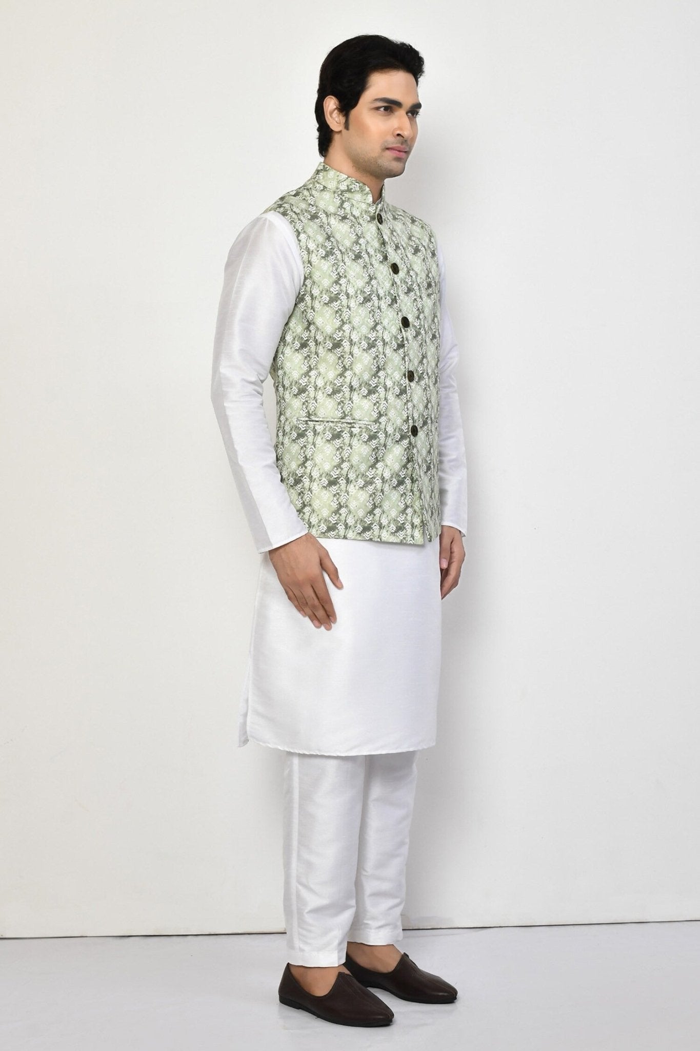 Designer Jacket In Green - Simaaya