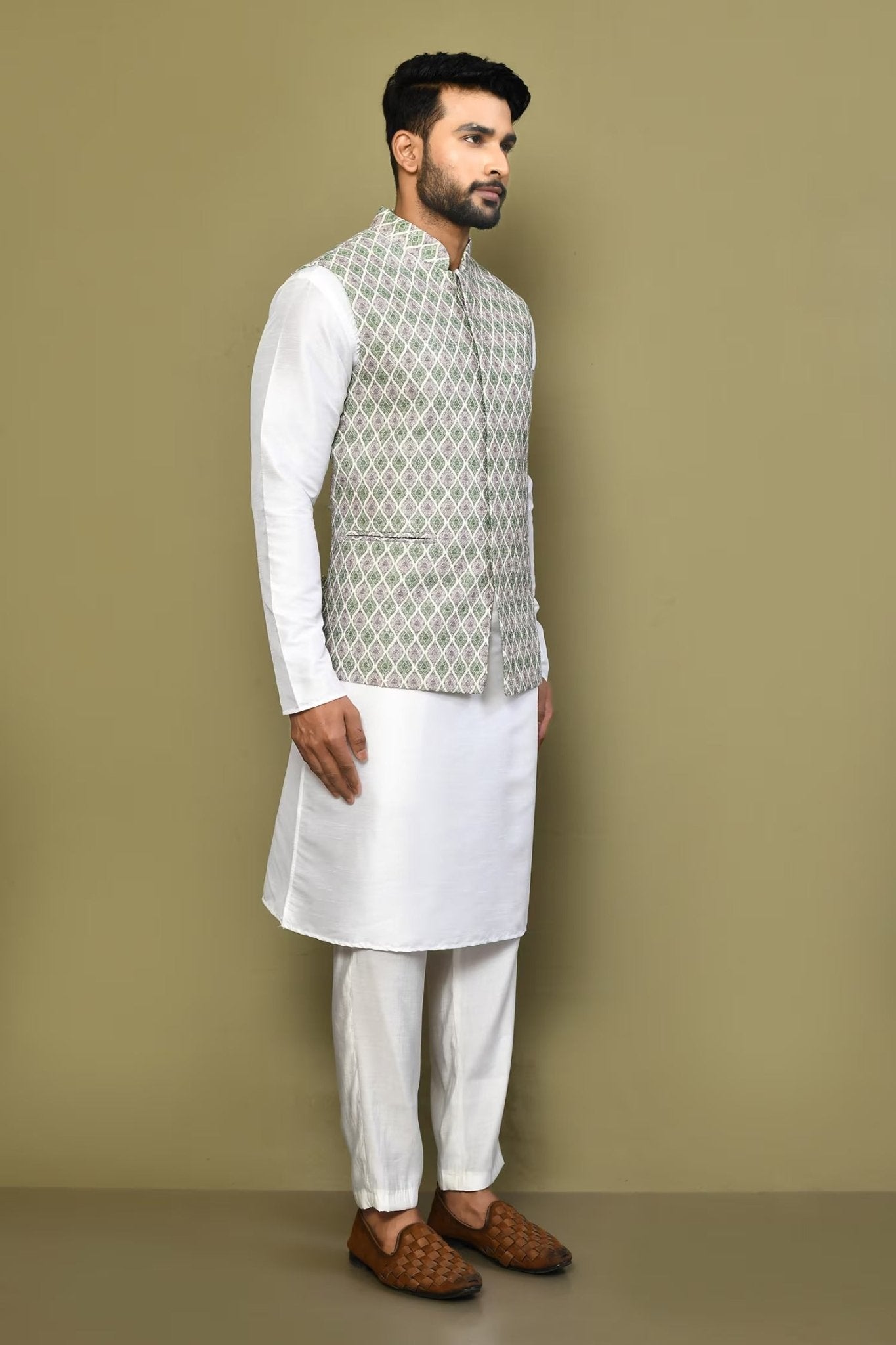 Designer Jacket In Green - Simaaya