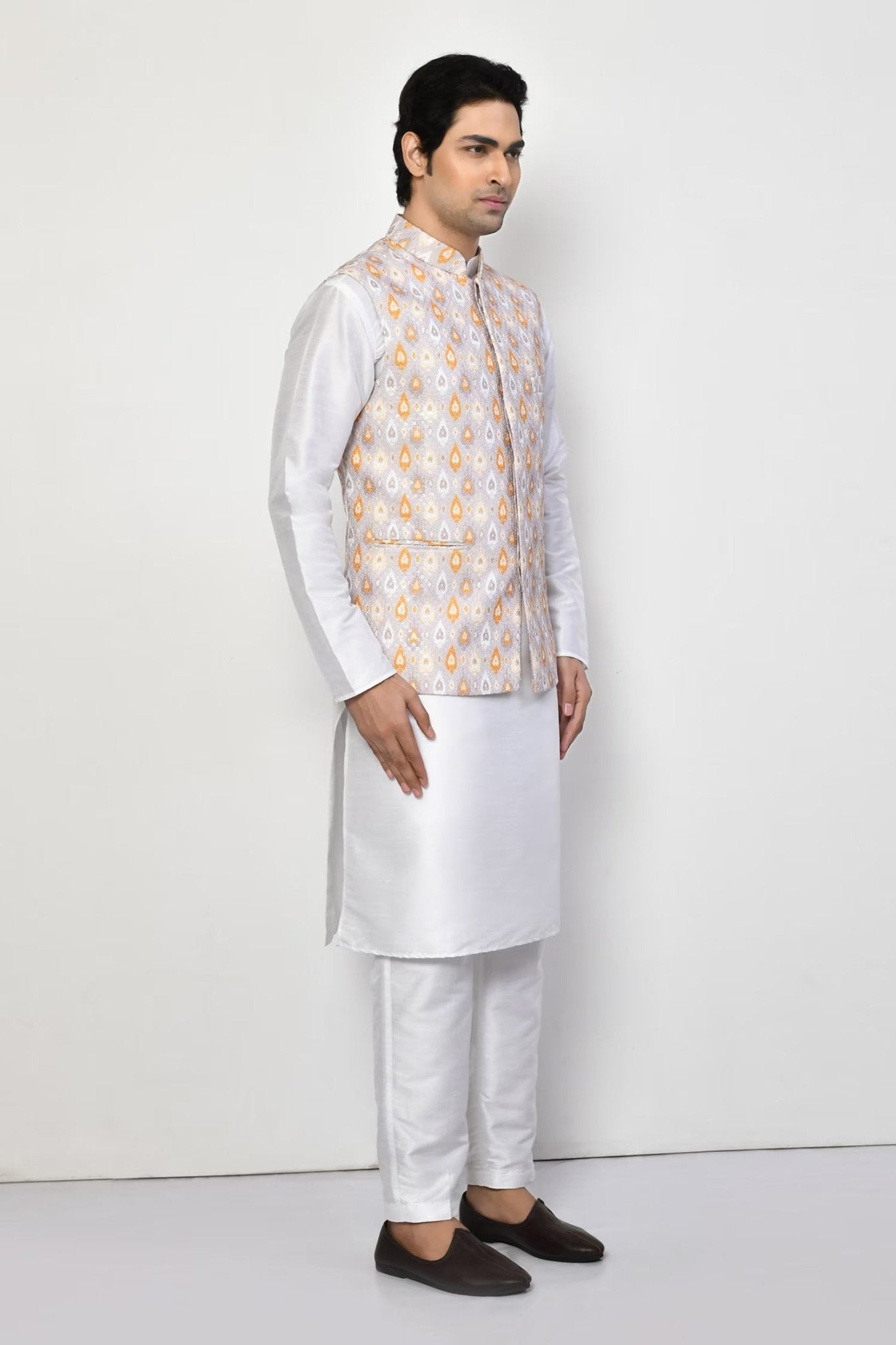 Designer Jacket In Multicolor - Simaaya