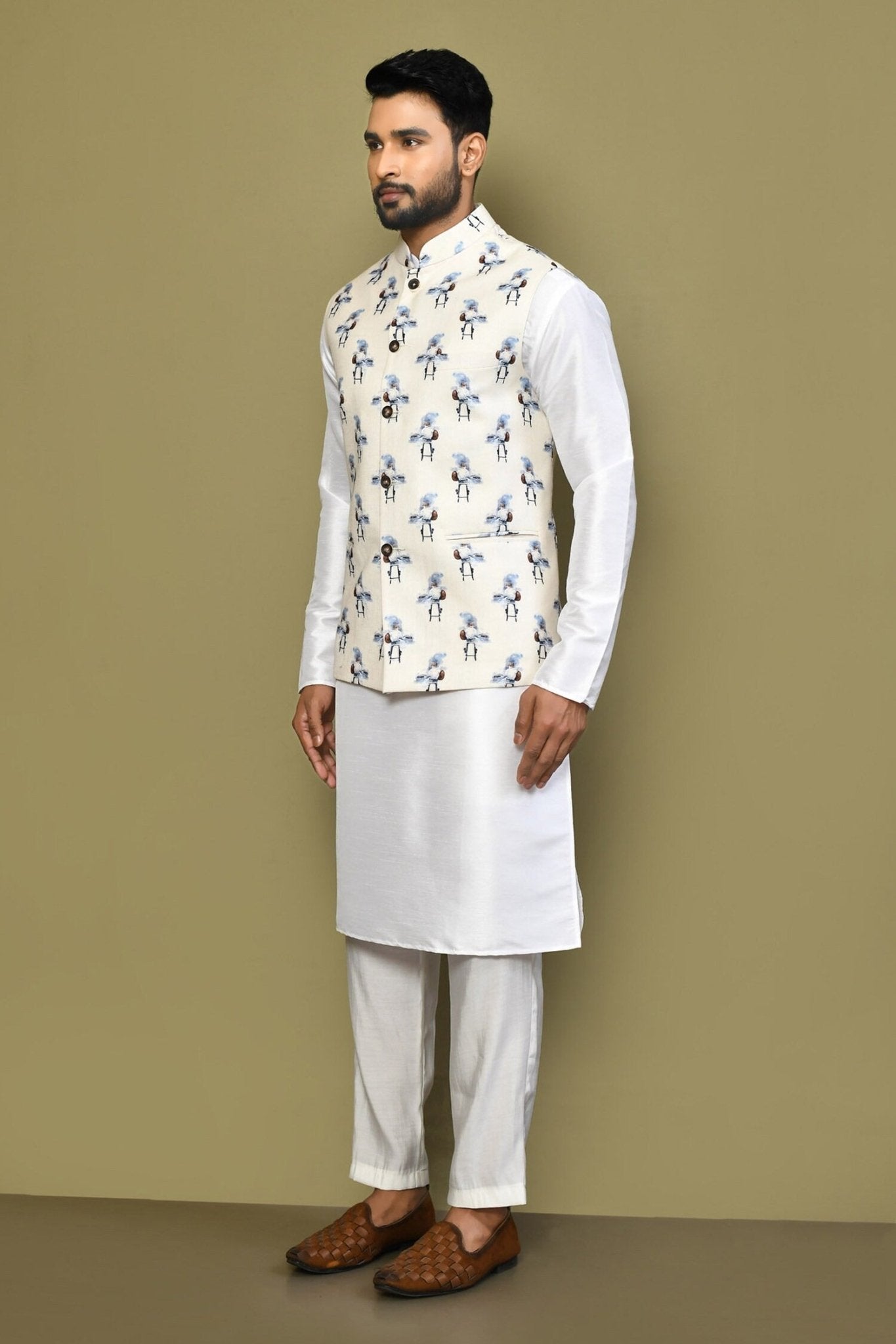 Designer Jacket In White - Simaaya